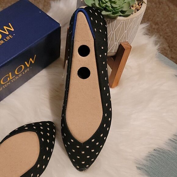 Evglow Stylish Flats Size 8 ,8.5 - Picture 2 of 5